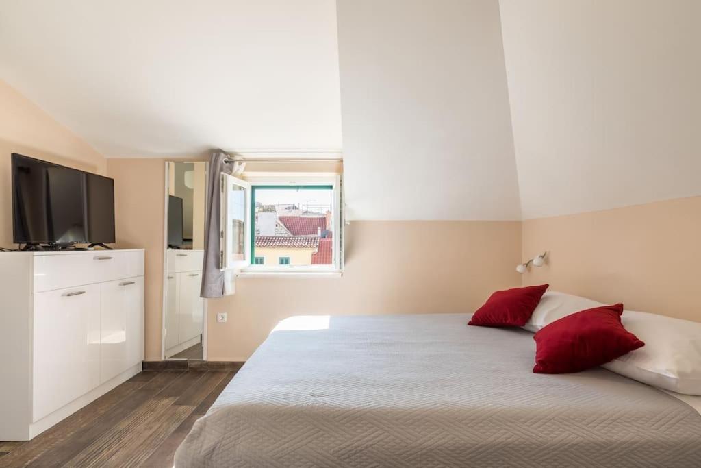 Elegant & Gasthuis 4*